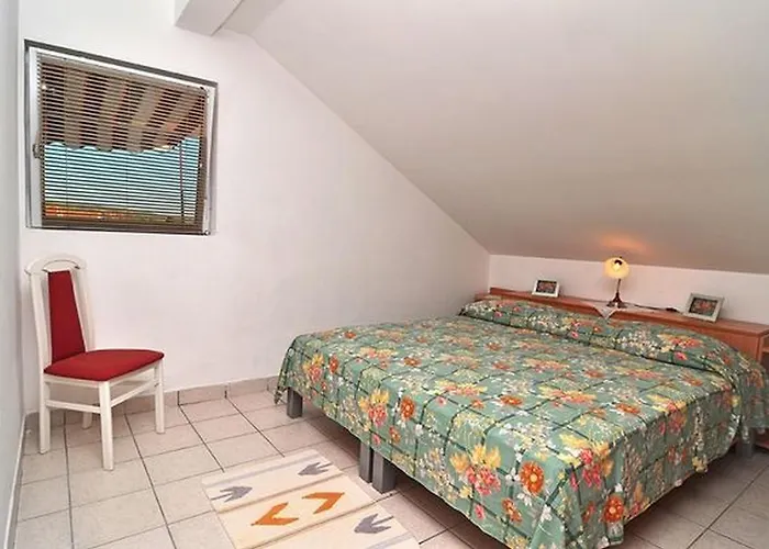 דירה Jerina Sukošan