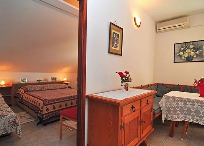 Jerina 아파트 Sukošan